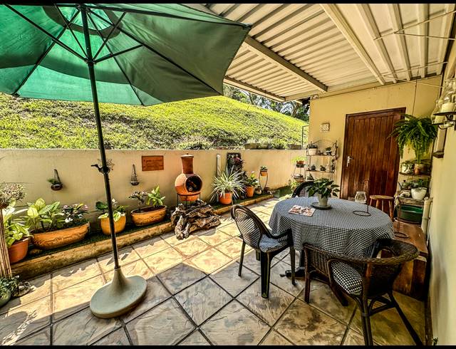 2 BEDROOM TOWNHOUSE FOR SALE IN WESTVILLE